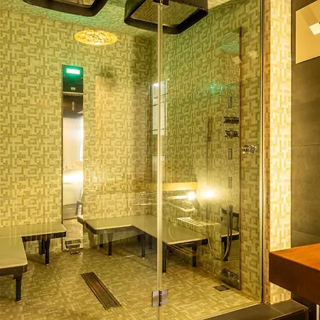 Brera - Grand With Hammam Apartament *